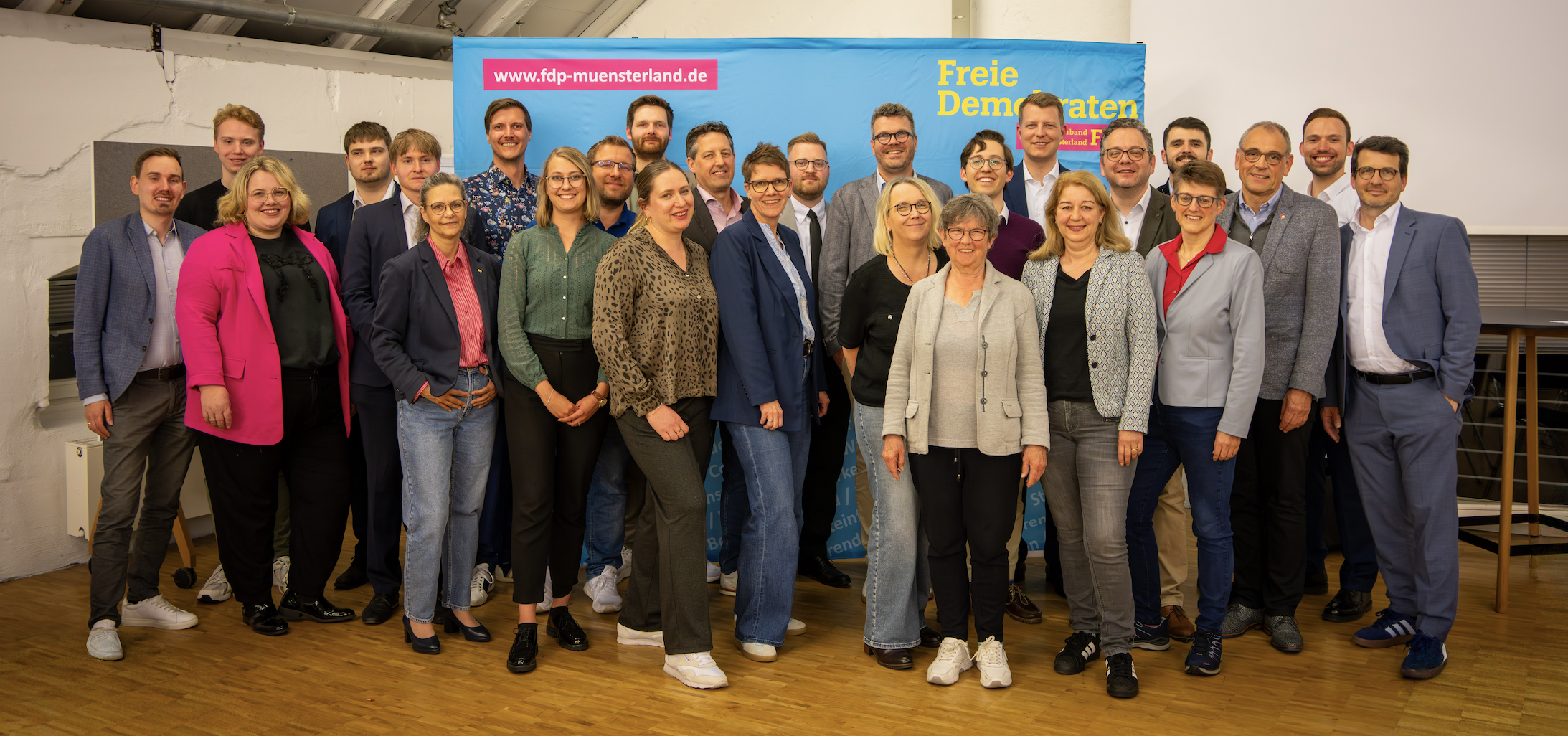 Gruppenfoto des Bezirksvorstandes